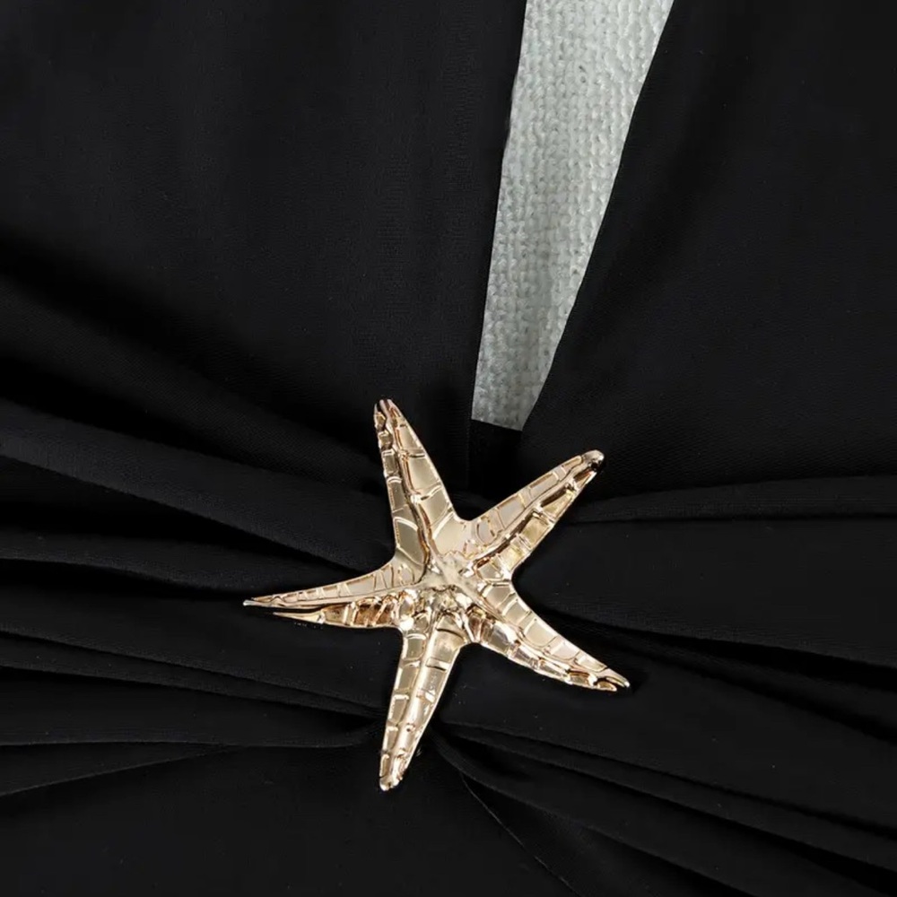 Elegant Black Halter Dress - Picture 6 of 7